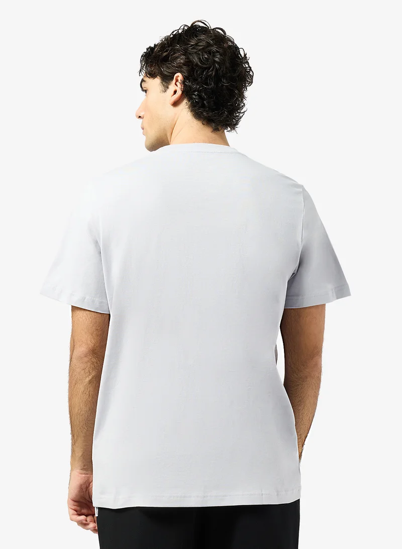 PUMA Essential Small Logo T-Shirt